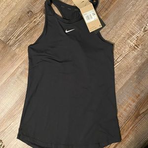 Nike Women’s Dri-fit One Luxe Slim Fit Racerback Tank Size XS. NWT